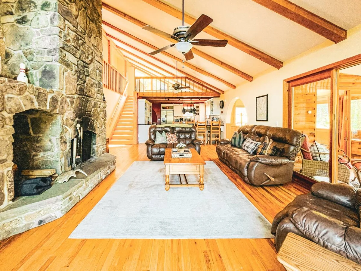 Cozy 6BR Catskills Getaway with Hot Tub #203