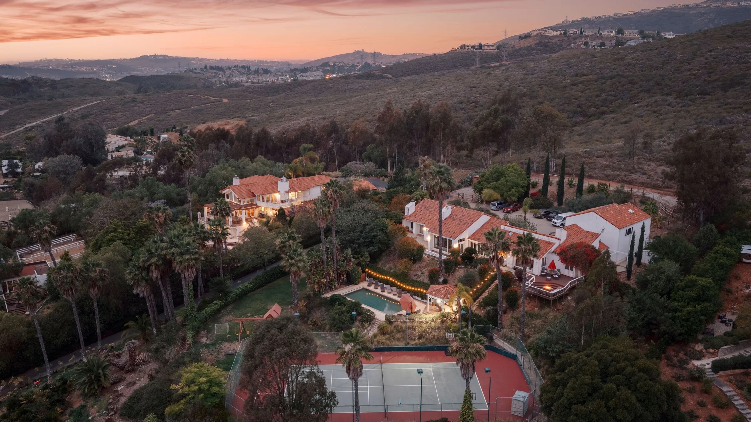 Private Pool, Hot Tub & Fire Pit Near Wineries | The Ranch by AvantStay #81