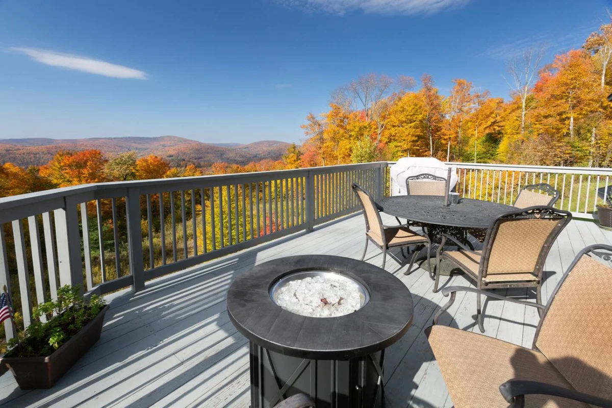 Stars, Sky & Mountain Views • Modern Upstate Stay #146