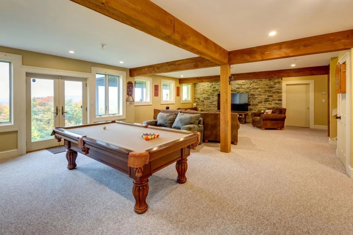 Stars, Sky & Mountain Views • Modern Upstate Stay #131