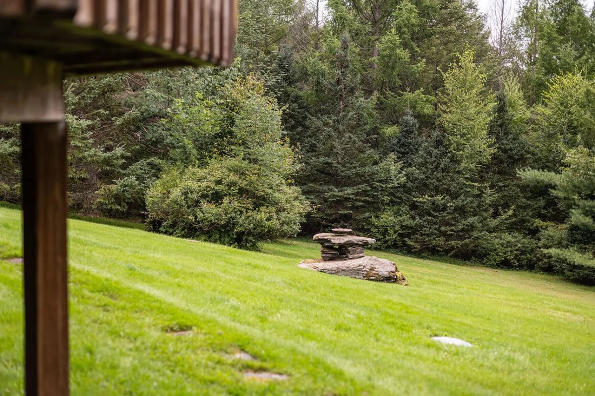 Cozy Year Round Getaway • Private Catskills Cabin #146