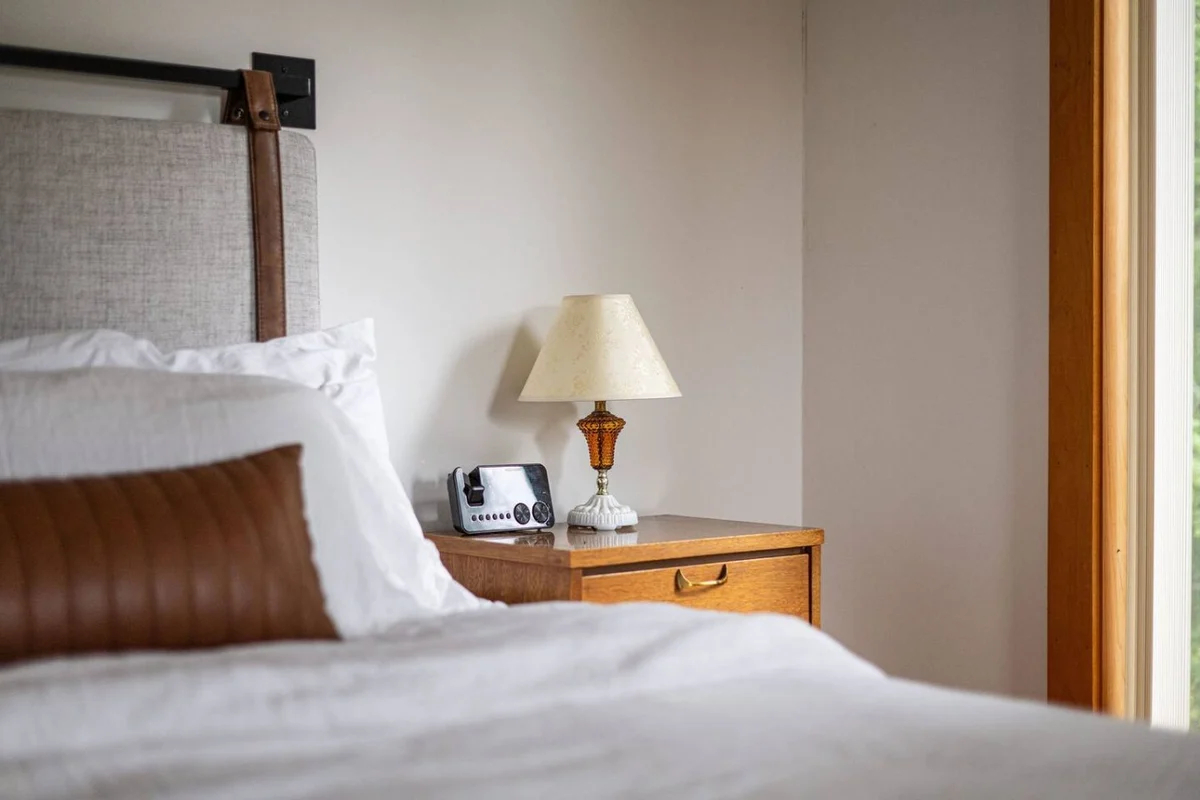 Cozy Year Round Getaway • Private Catskills Cabin #157