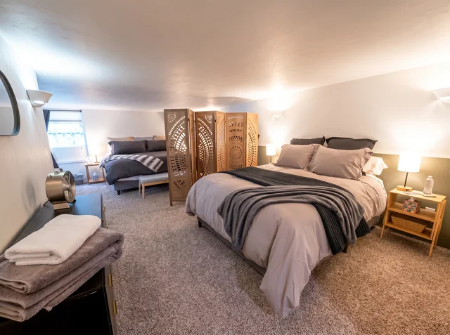 Bedroom image 1