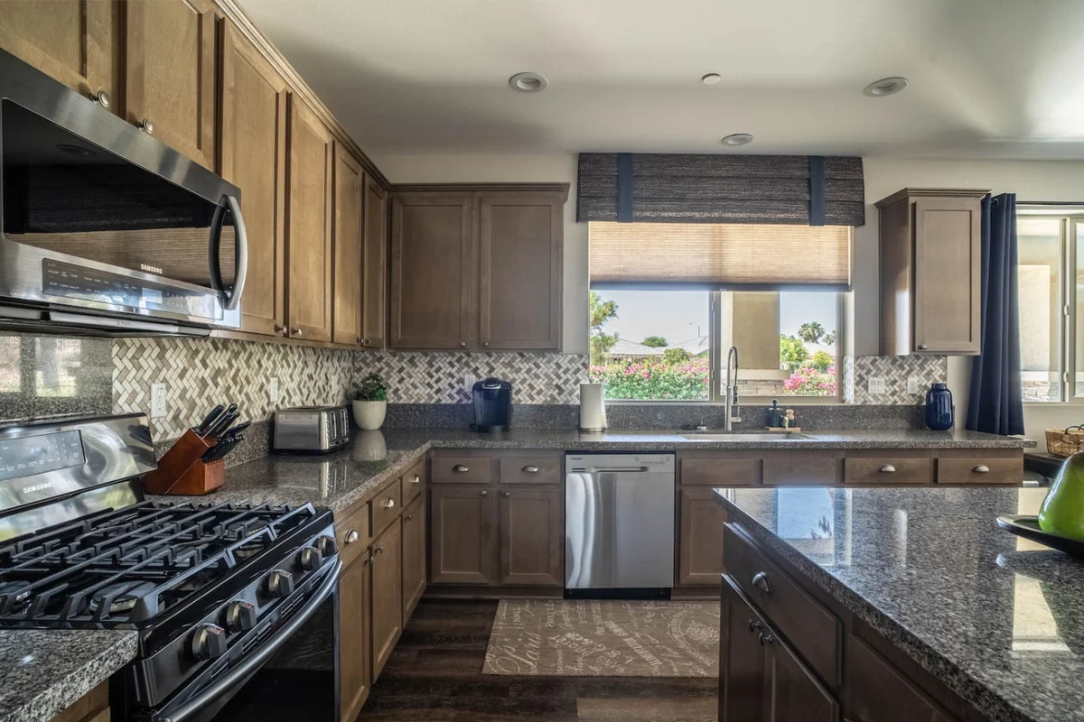 Casa Canalizo Luxe Home with Pool/Spa/BBQ #23