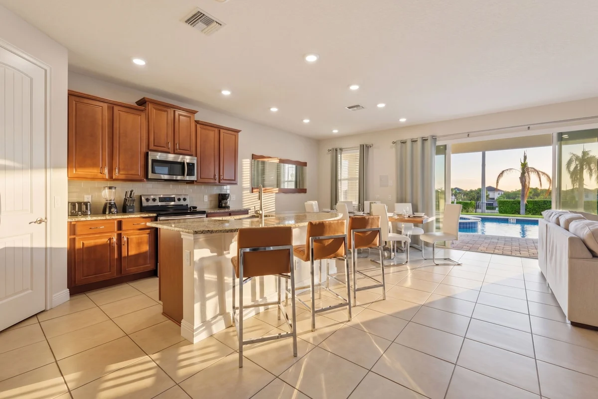 Home in Kissimmee property photo 3