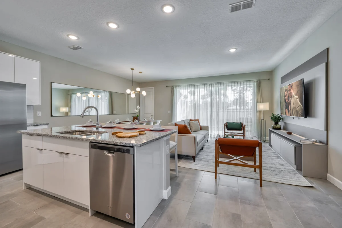 Townhome in Kissimmee property photo 3