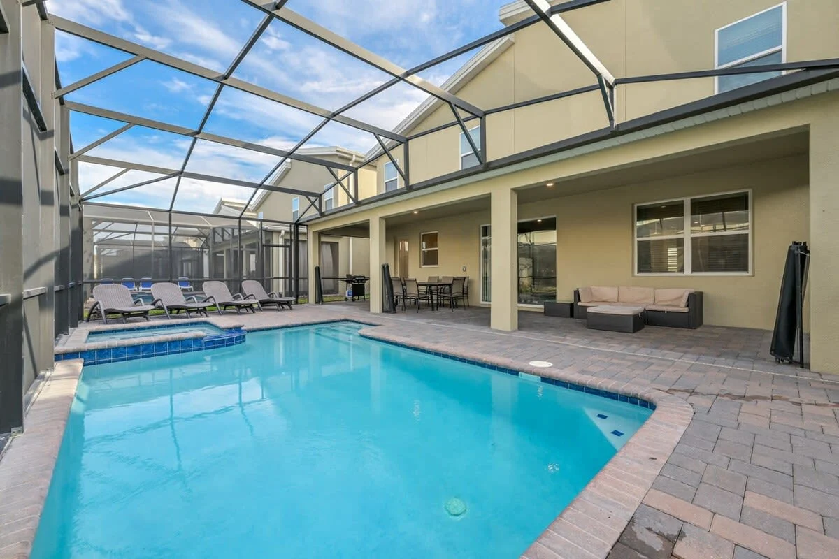 Home in Kissimmee property photo 2