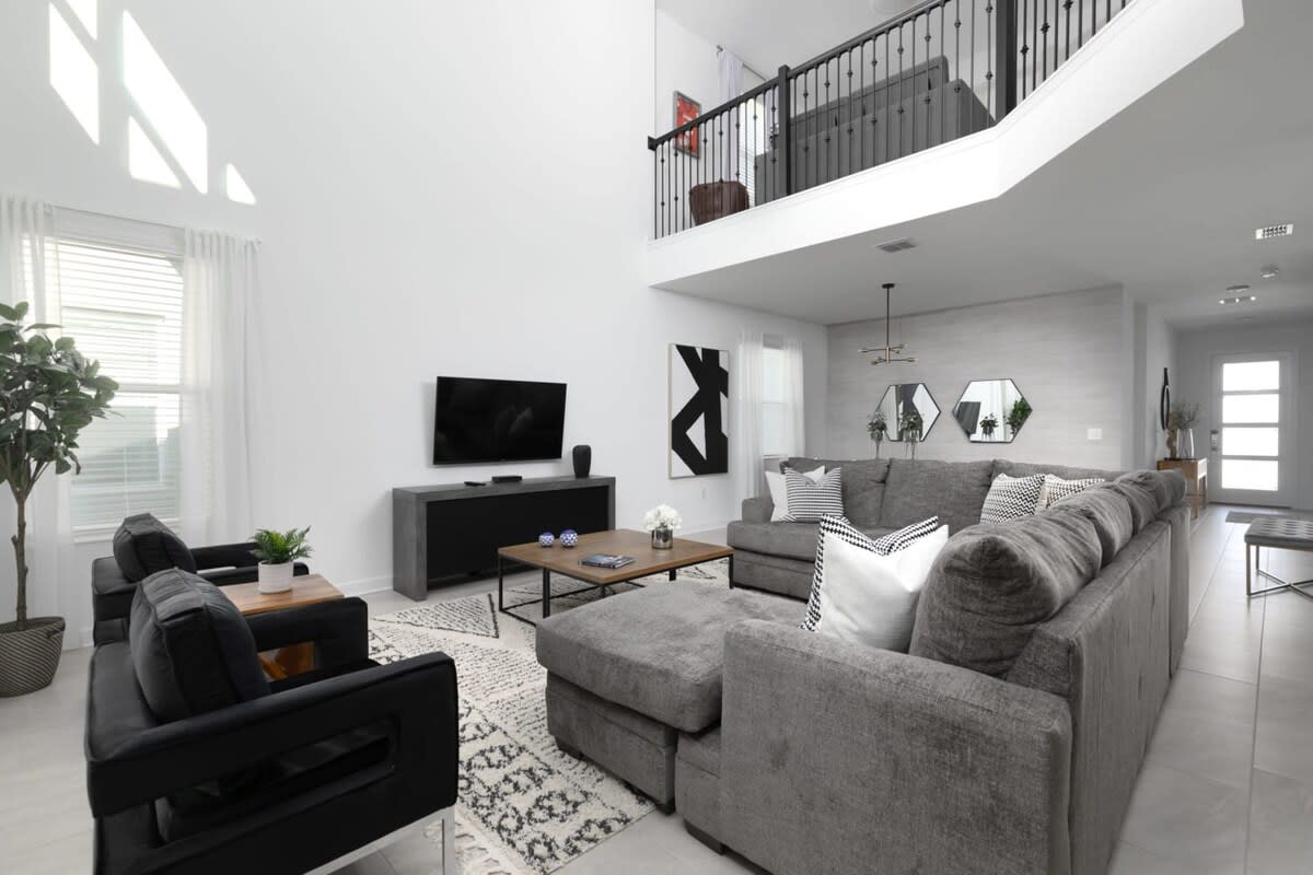 Home in Kissimmee property photo 3