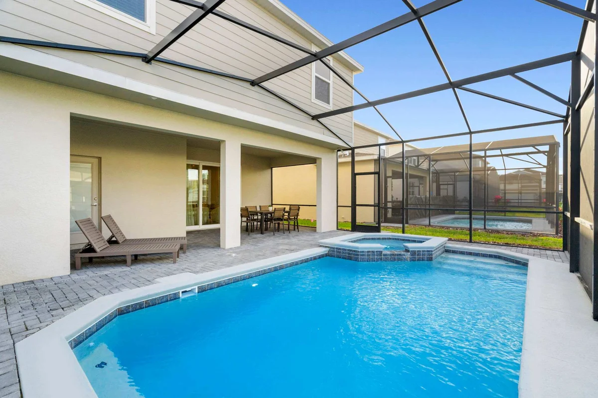 Home in Clermont property photo 2