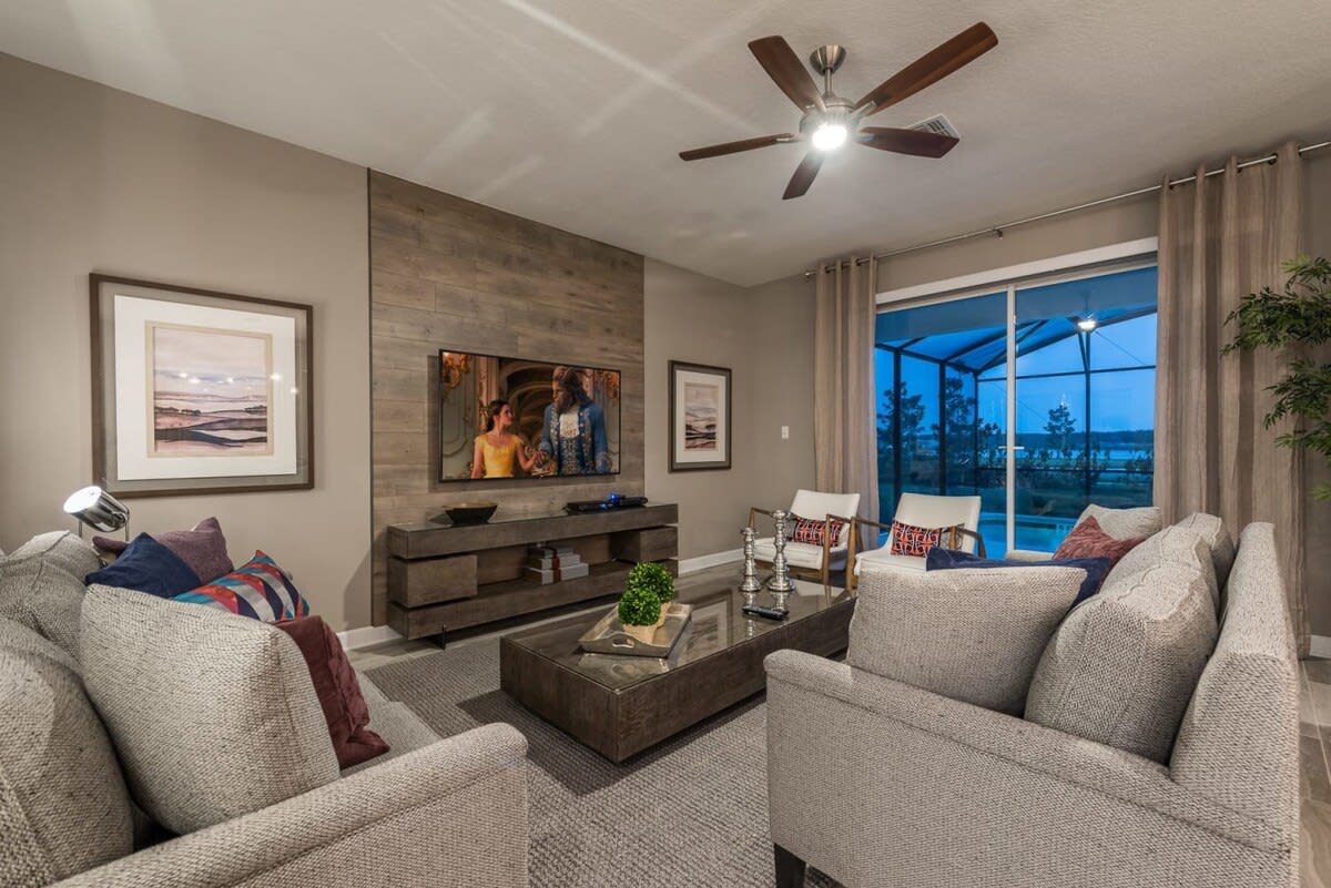 Home in Kissimmee property photo 2