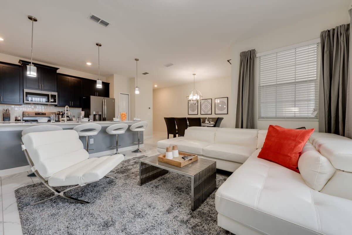 Townhome in Kissimmee property photo 5