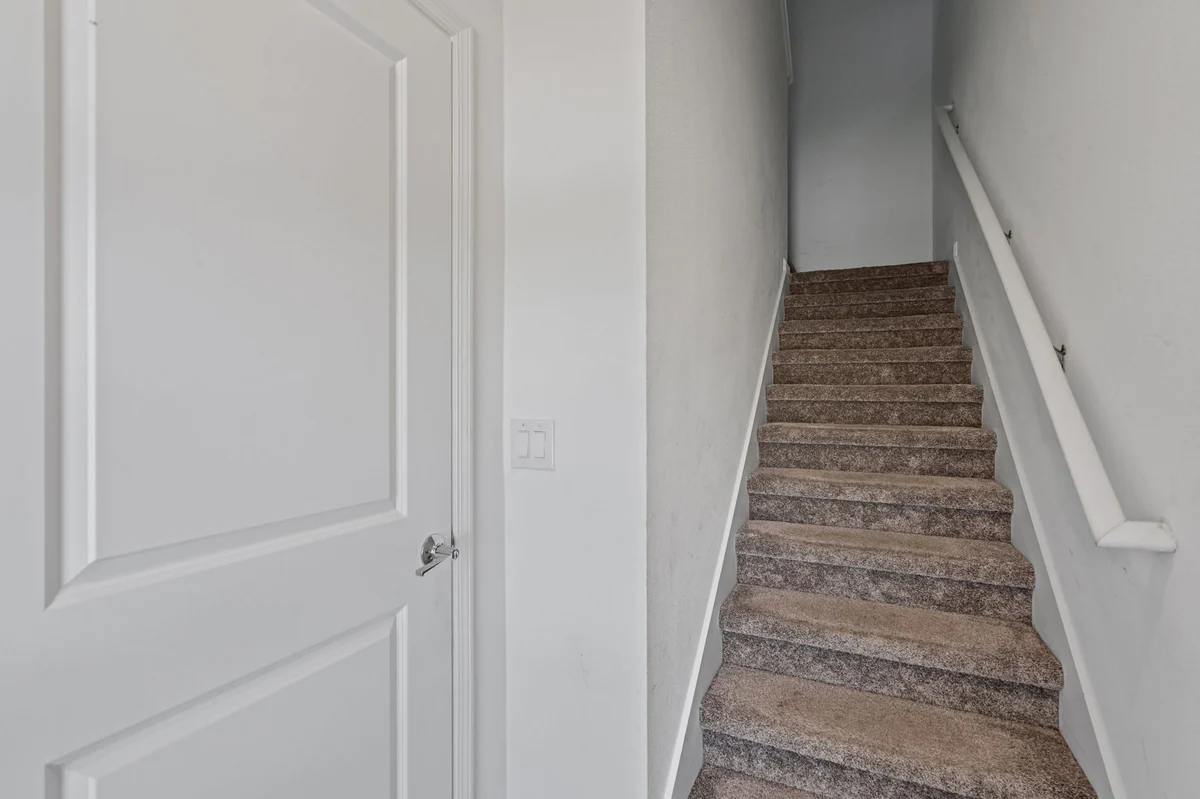Apartment in Davenport property photo 2
