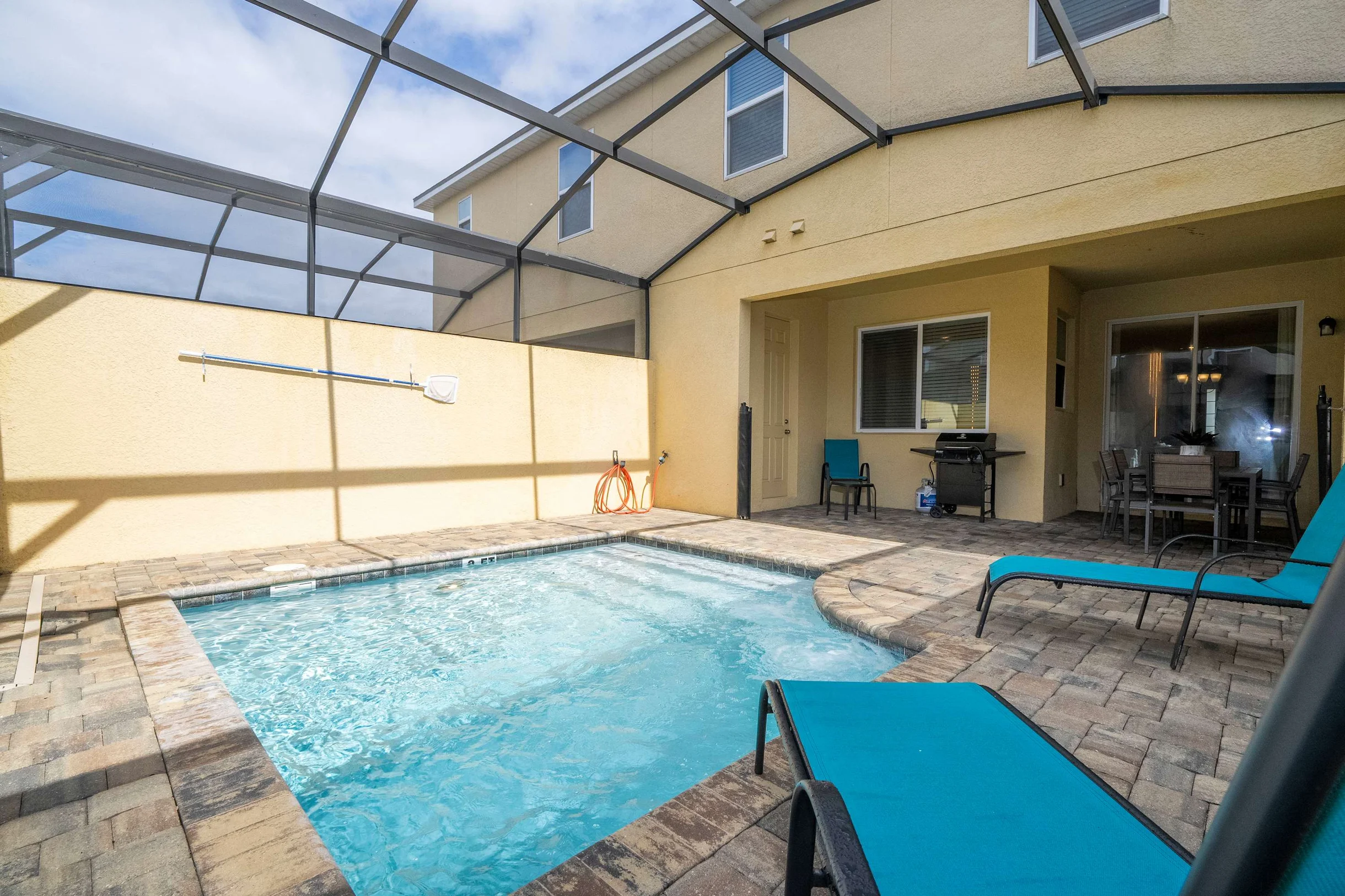 Townhome in Kissimmee property photo 2