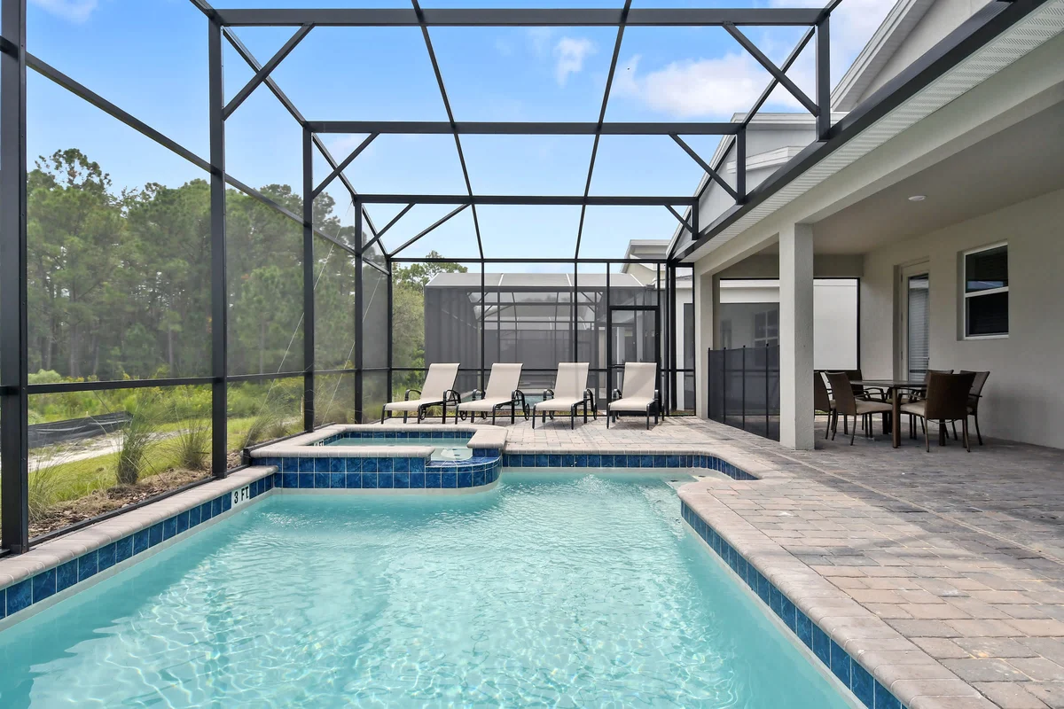 Home in Kissimmee property photo 2