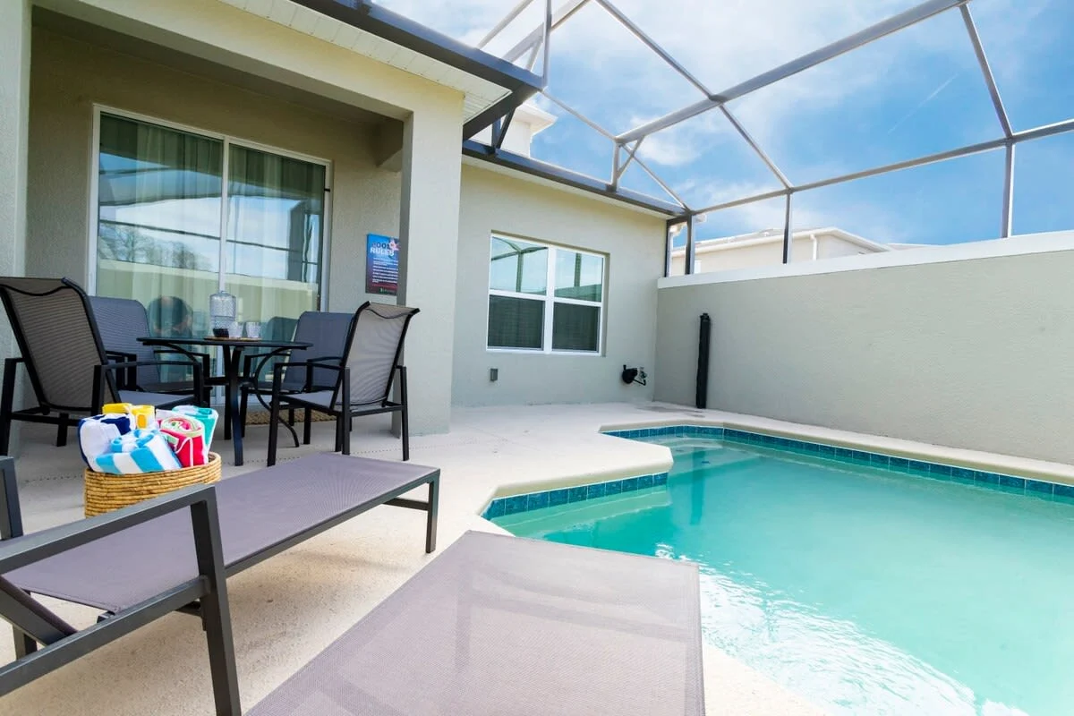 Townhome in Kissimmee property photo 2