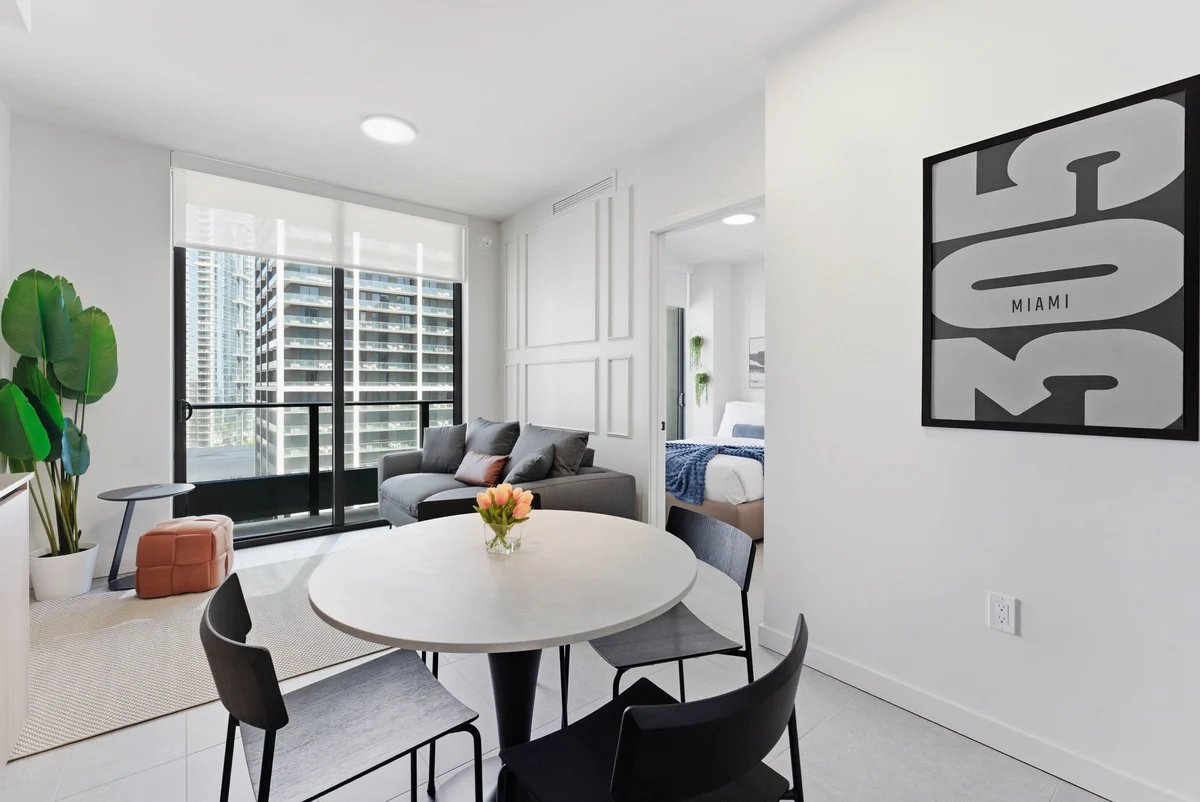 Apartment in Miami property photo 2
