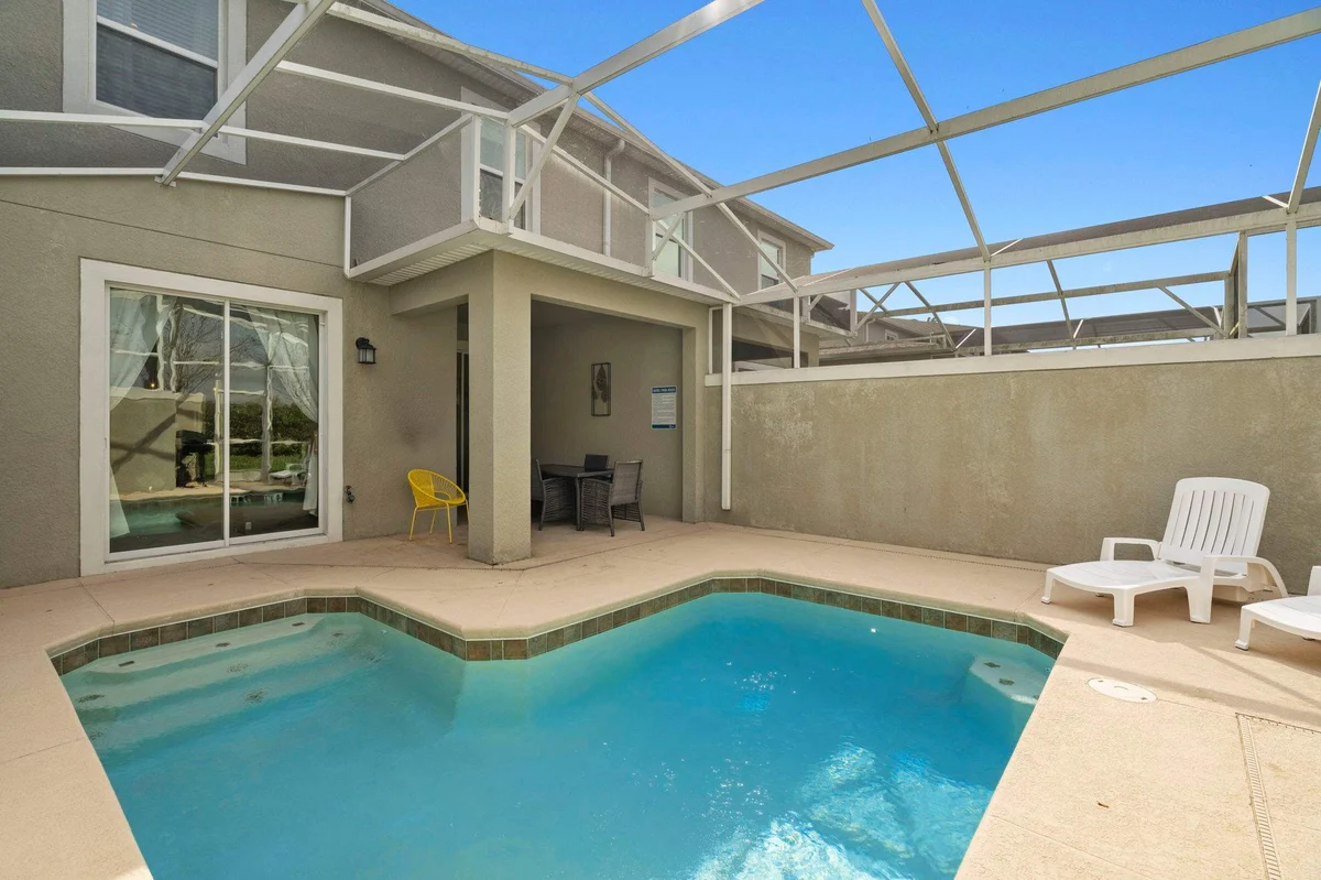 Townhome in Kissimmee property photo 2