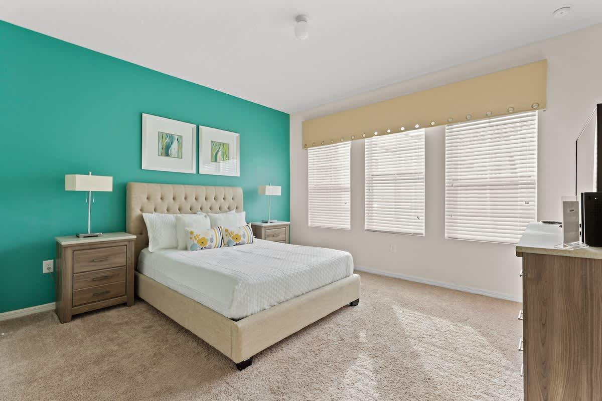 Townhome in Davenport property photo 3
