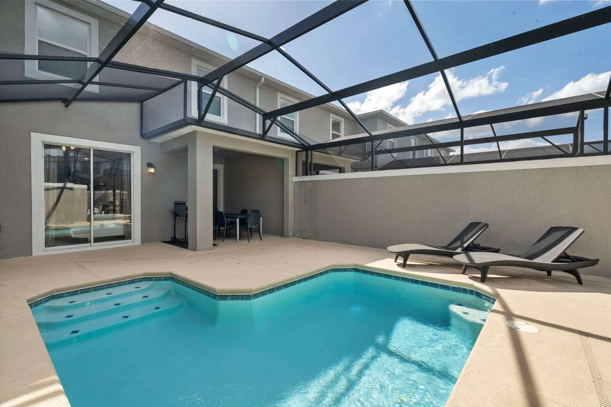 Townhome in Kissimmee property photo 2