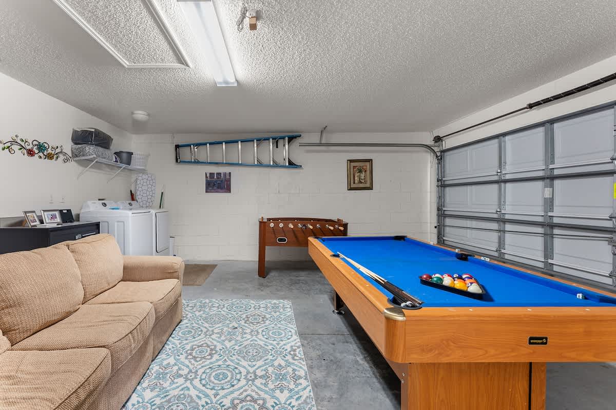 Home in Kissimmee property photo 2