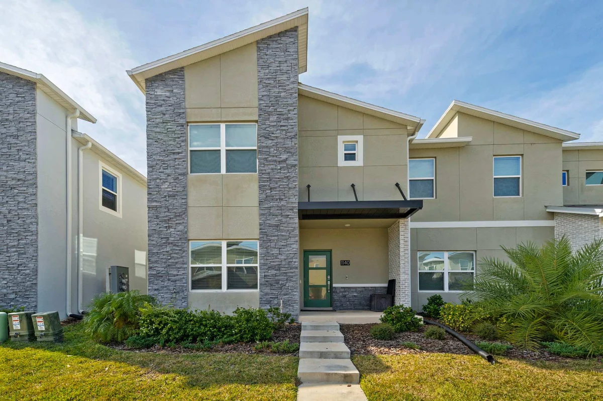 Townhome in Davenport property photo 4