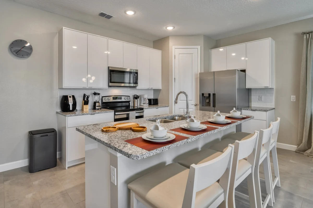 Townhome in Kissimmee property photo 4