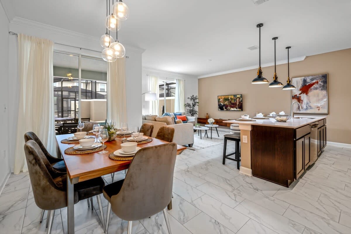 Townhome in Kissimmee property photo 3