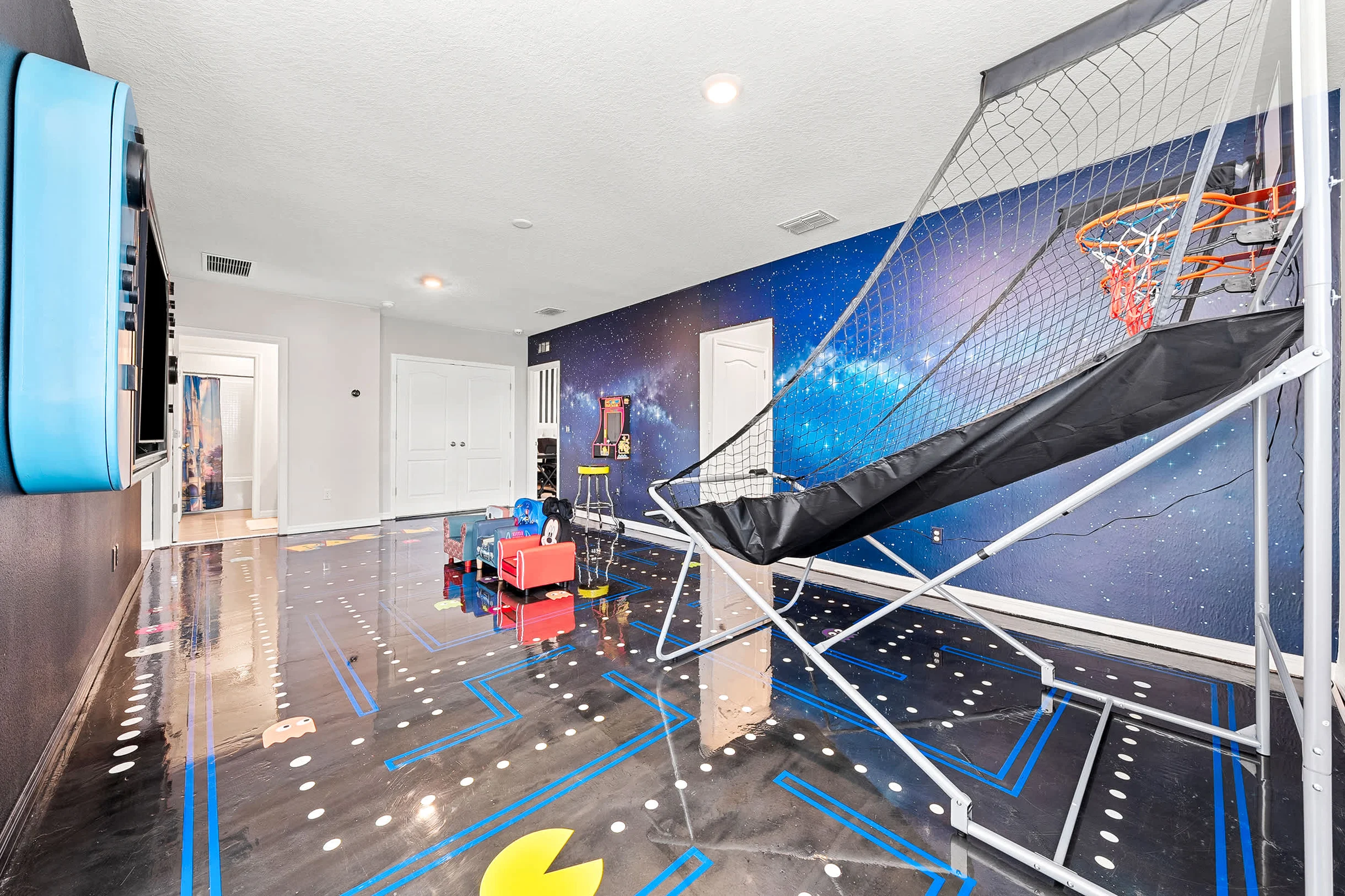 Home in Davenport property photo 3