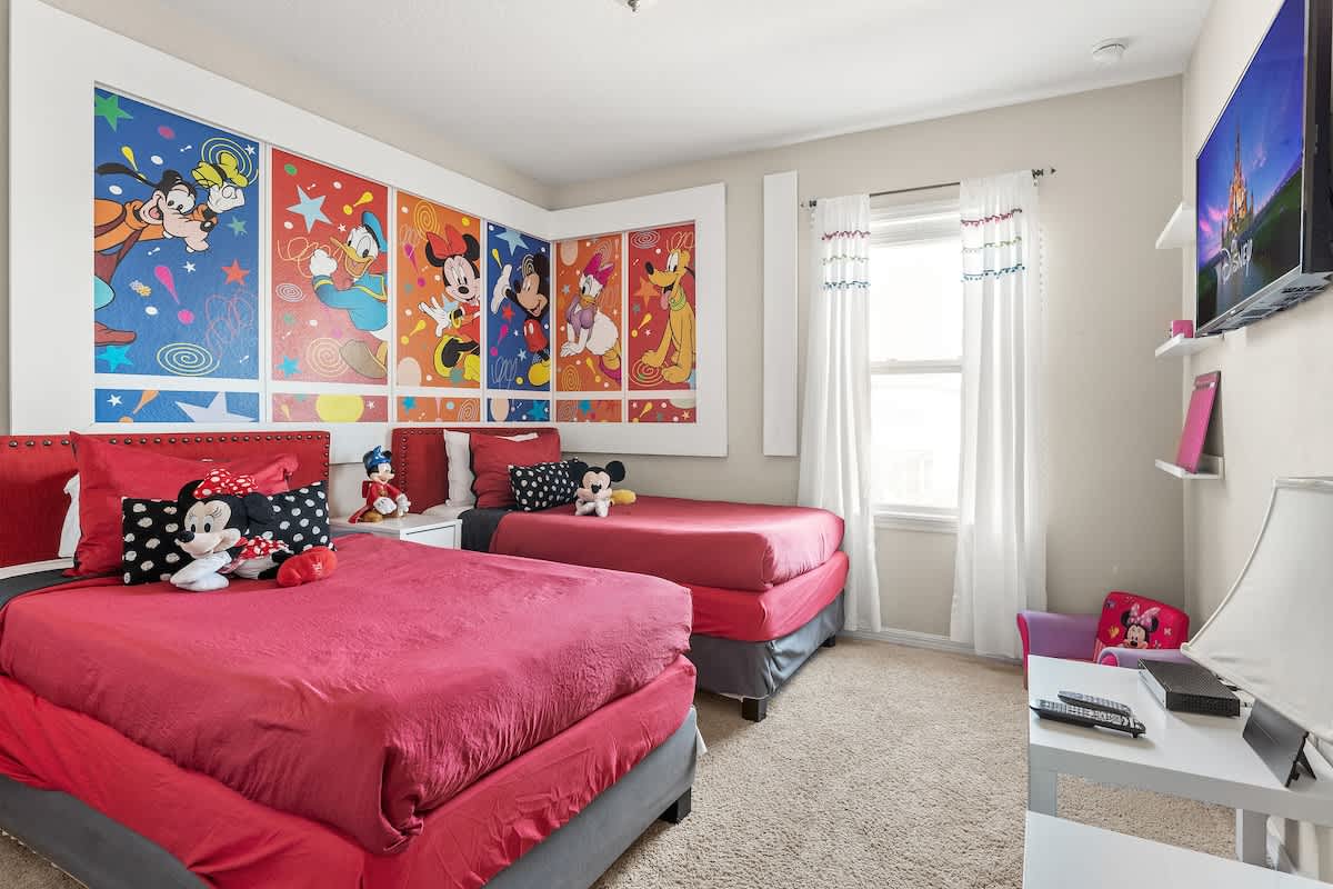 Townhome in Davenport property photo 3