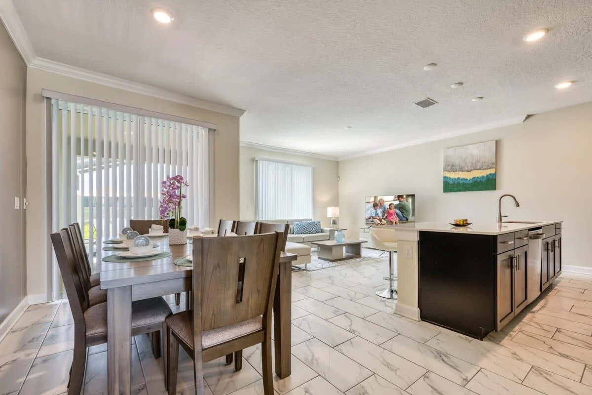 Townhome in Davenport property photo 3