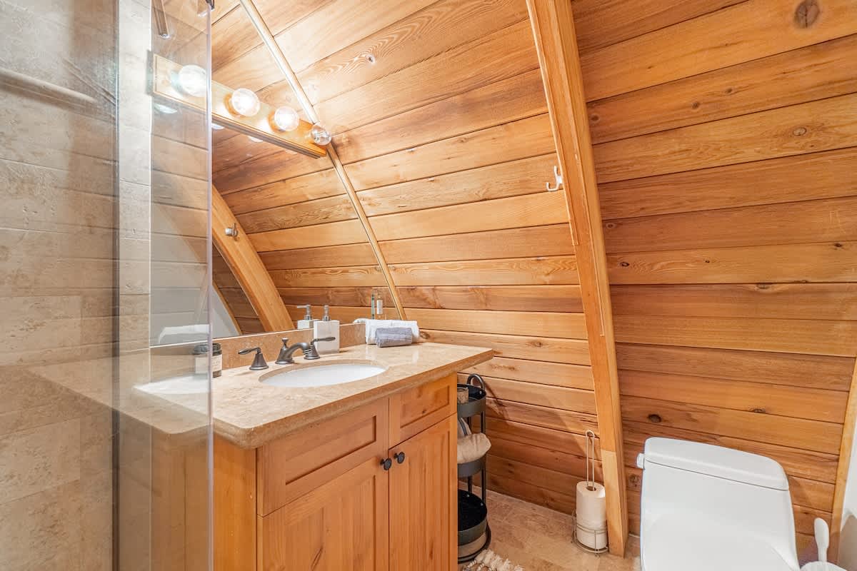 Canoe Cabin #12