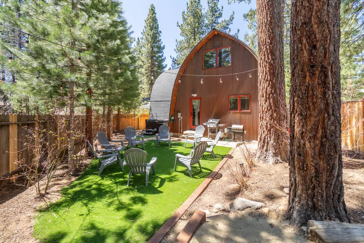 Canoe Cabin #23