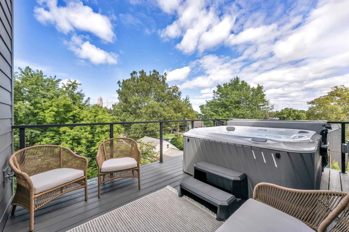 Duck Island Townhome property photo 2