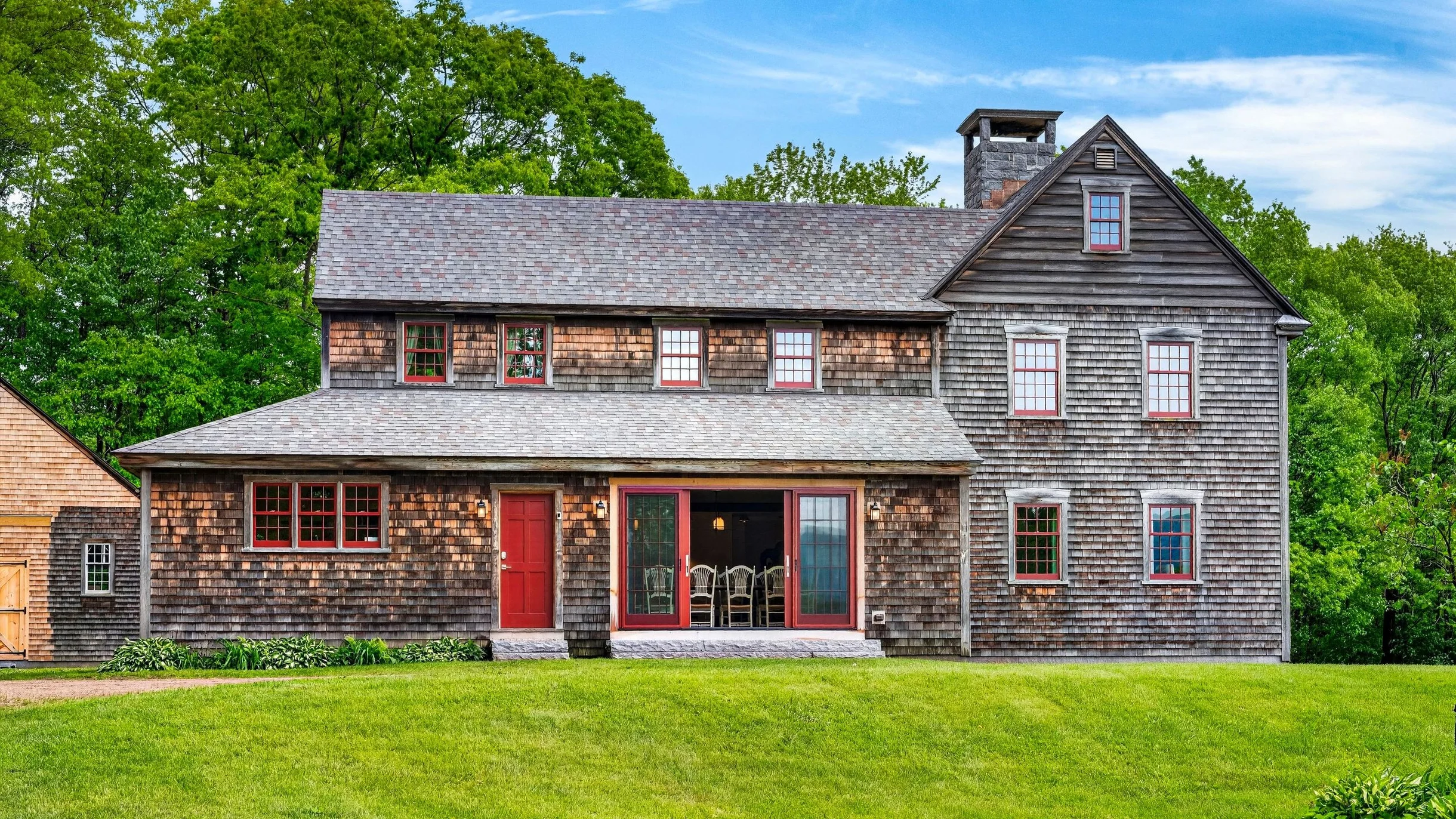52-Acre Berkshires Farmhouse • Fire Pit, Outdoor Dining + Trails | Copper Kettle Farm by AvantStay #135