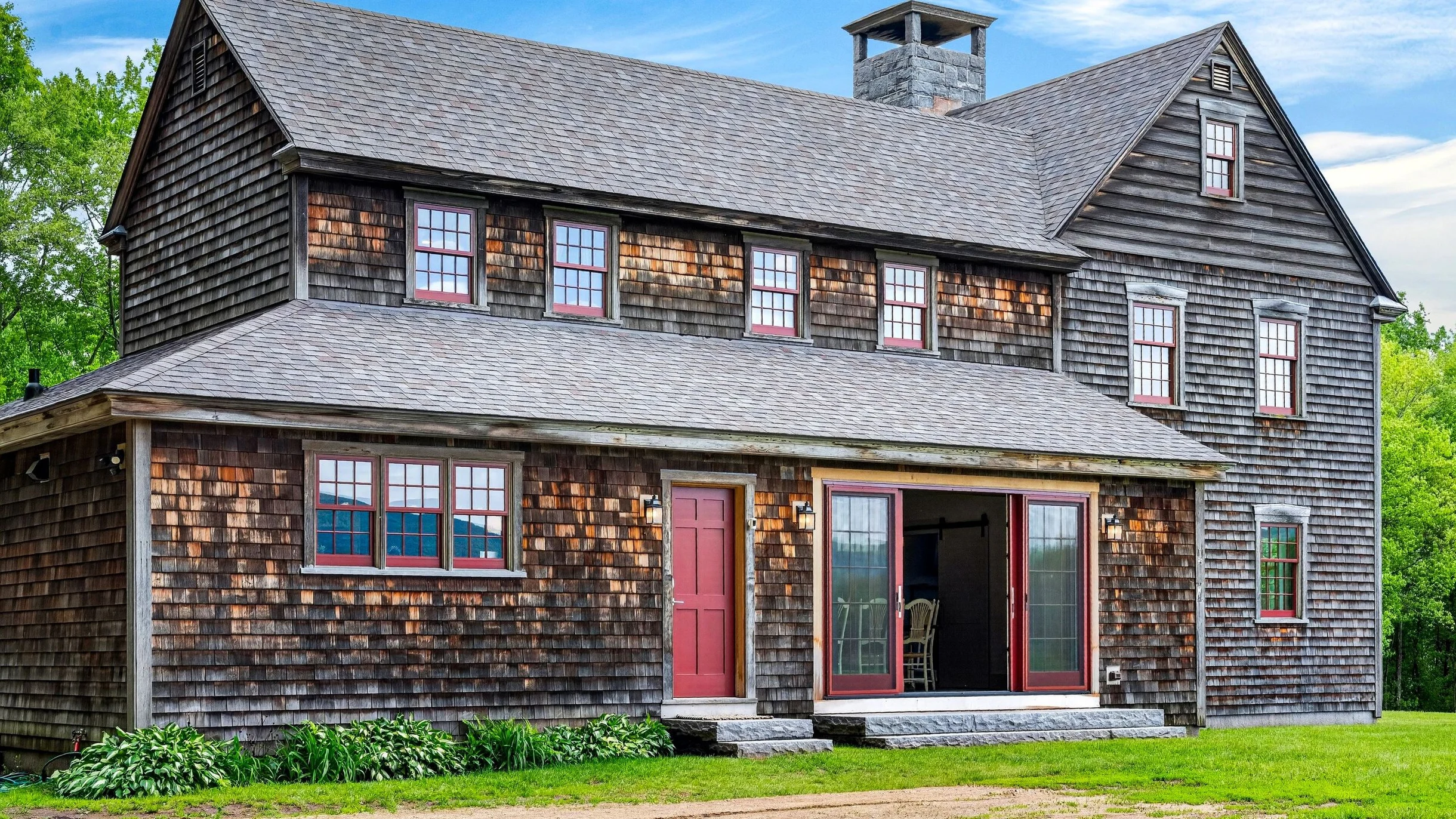 52-Acre Berkshires Farmhouse • Fire Pit, Outdoor Dining + Trails | Copper Kettle Farm by AvantStay #138