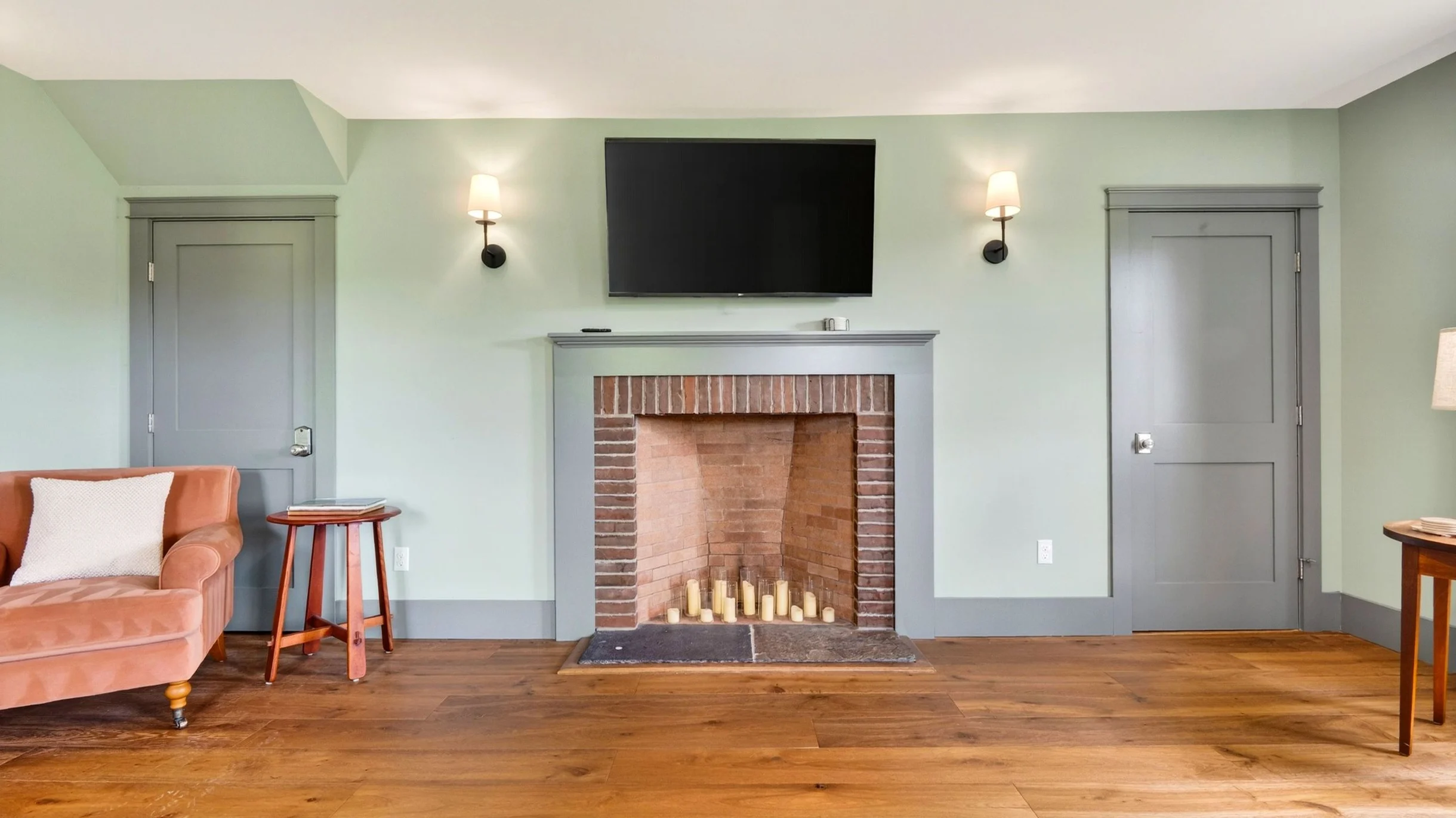 52-Acre Berkshires Farmhouse • Fire Pit, Outdoor Dining + Trails | Copper Kettle Farm by AvantStay #126