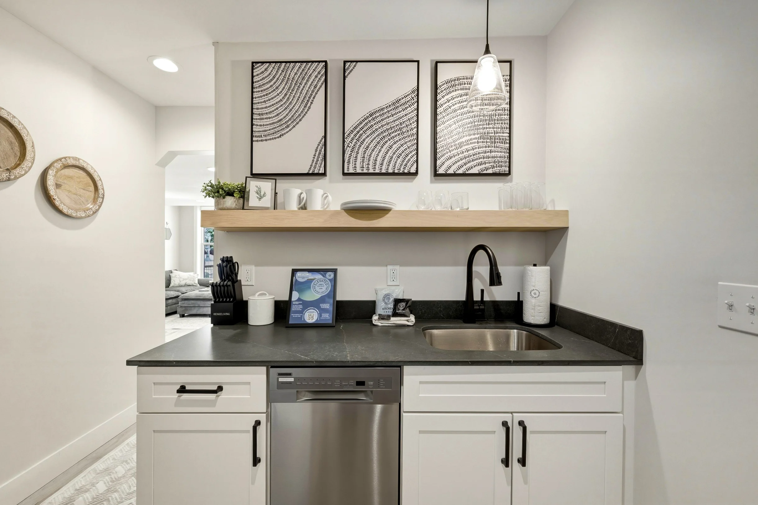 Apartment in Traverse City property photo 4