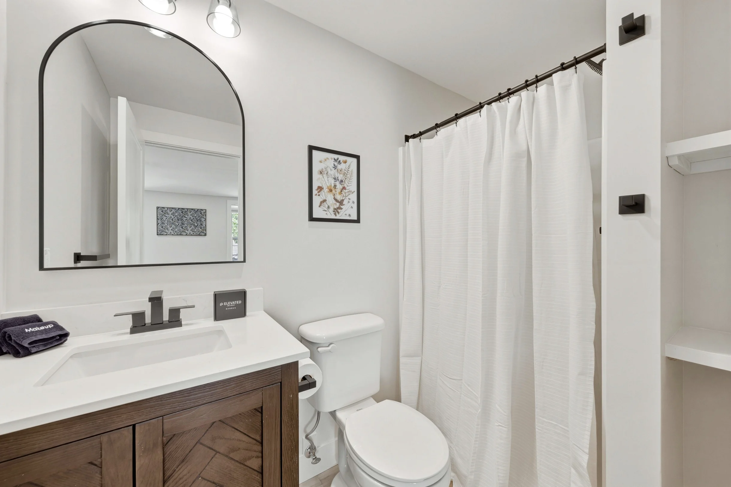 Apartment in Traverse City property photo 2
