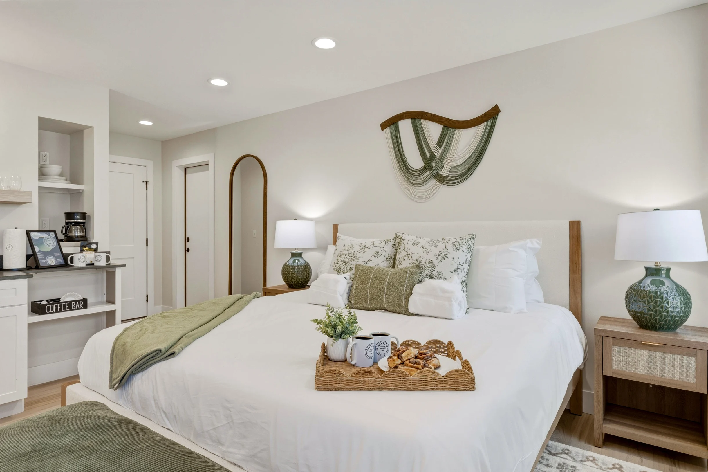Apartment in Traverse City property photo 4