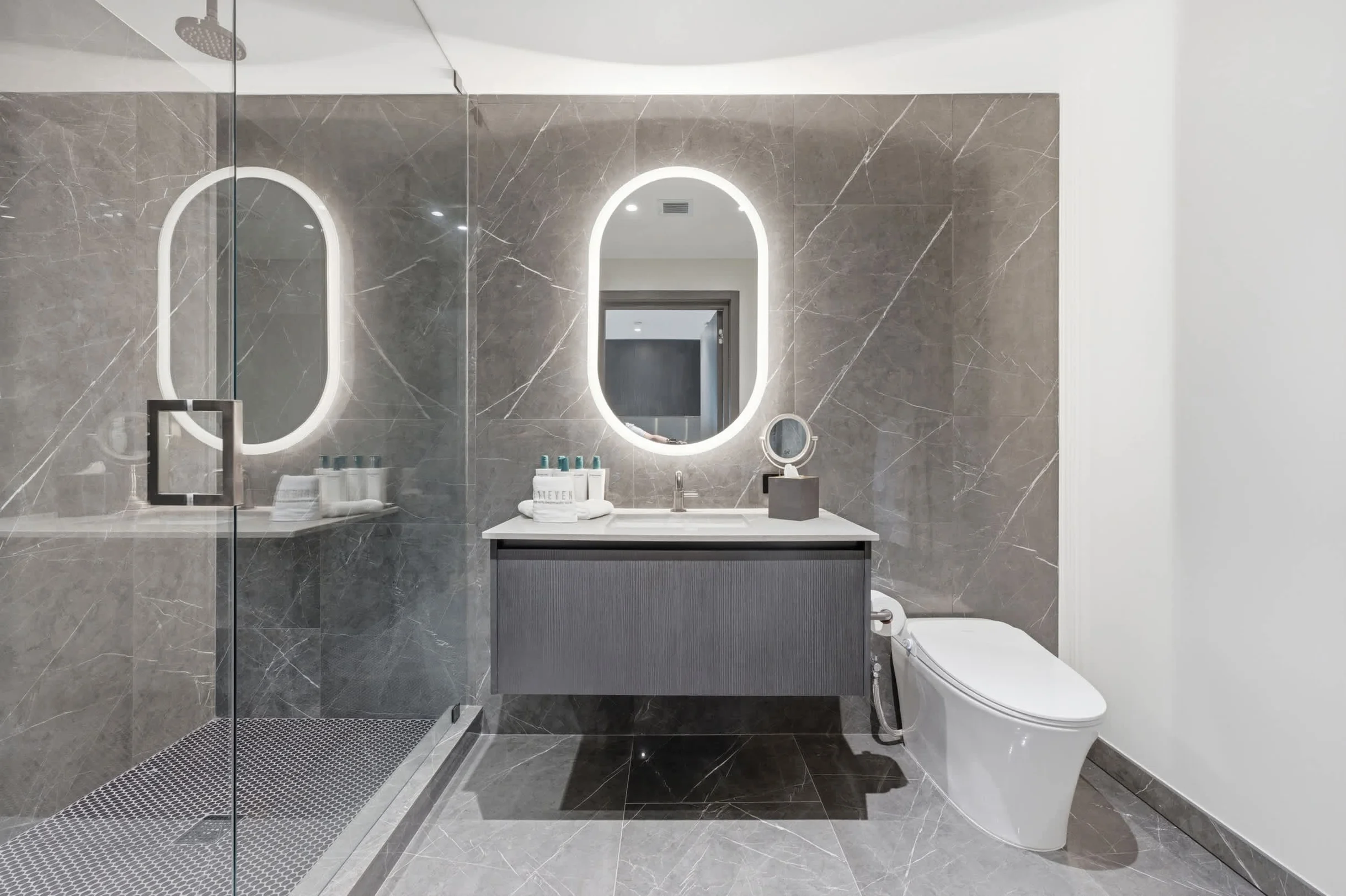 Condo in Miami property photo 3