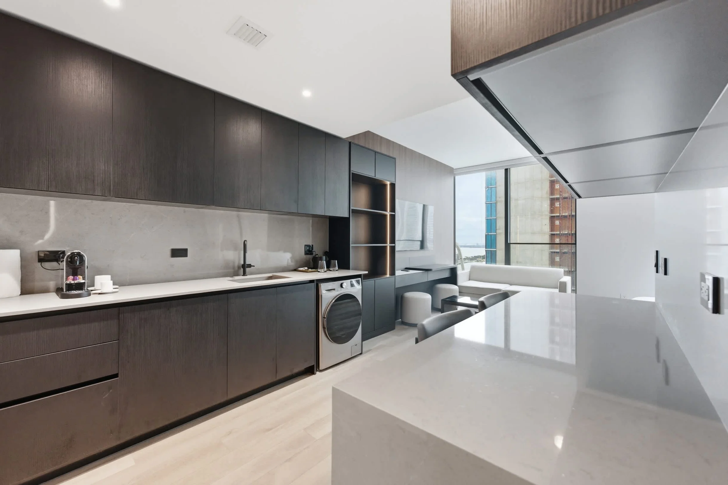 Condo in Miami property photo 5