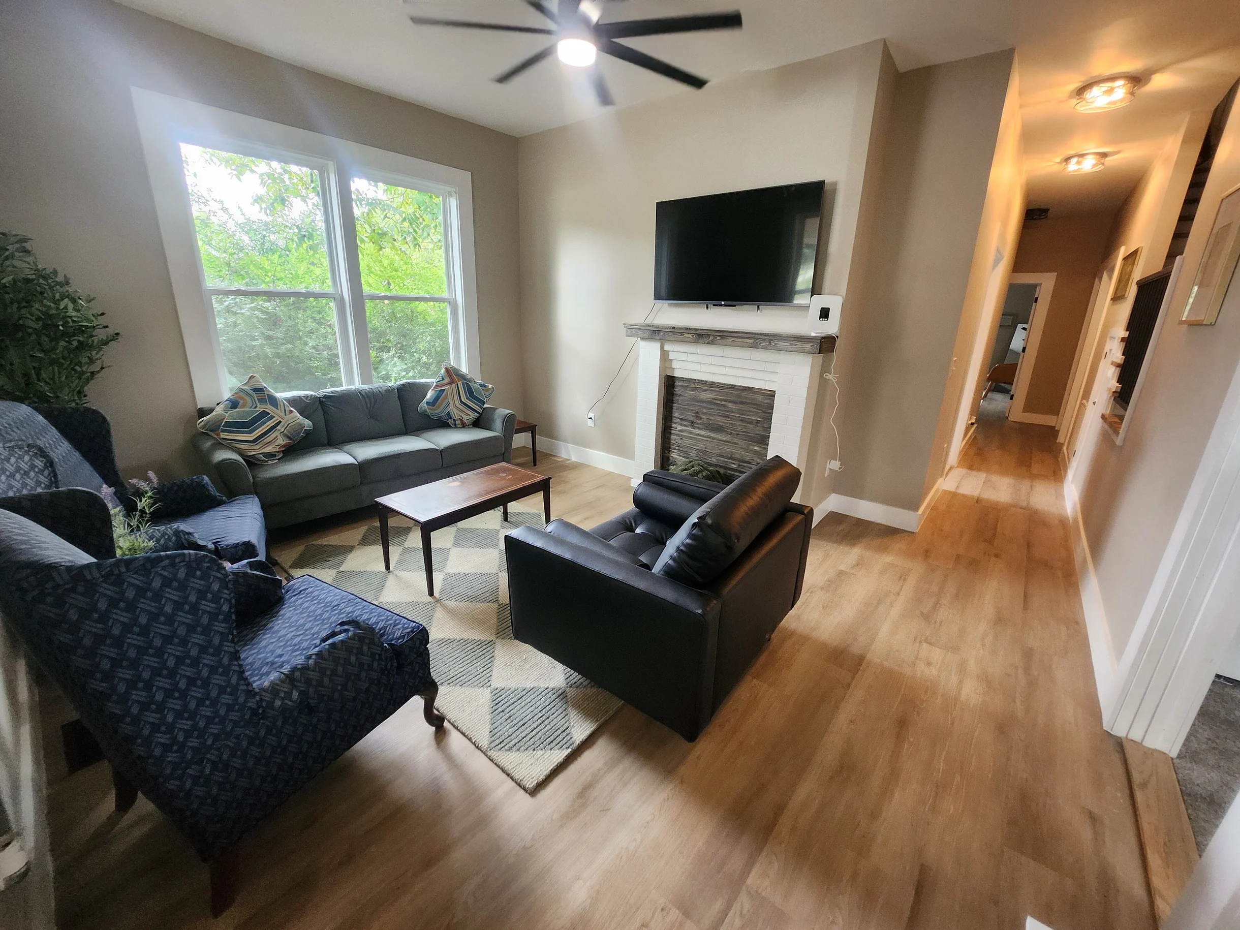 Home in Greenville property photo 2