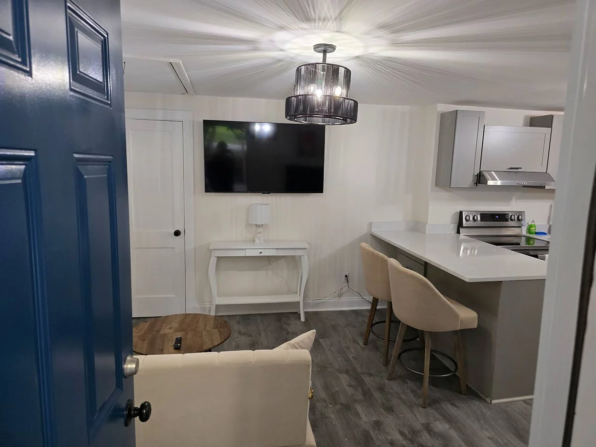 Apartment in Greenville property photo 2
