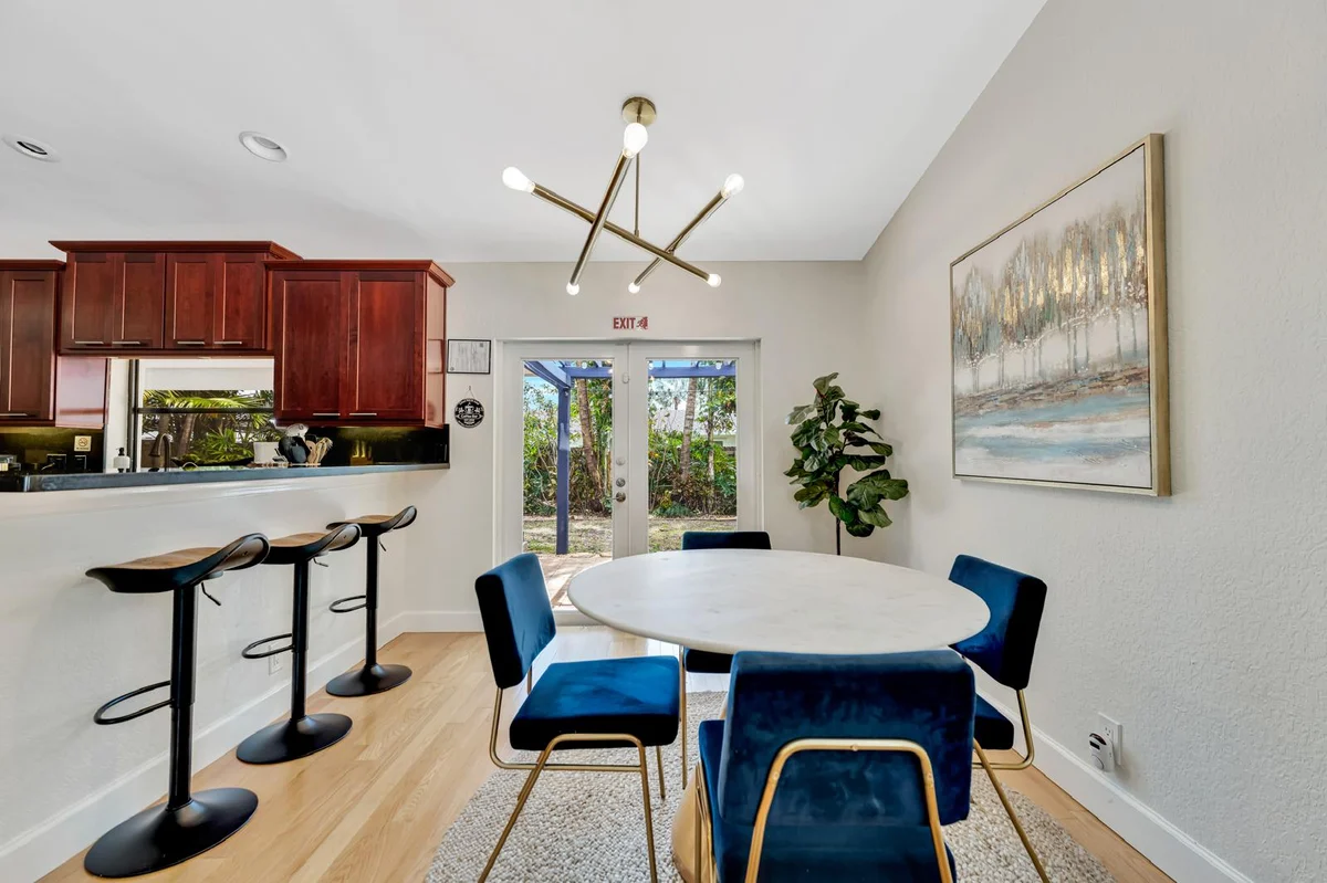 6830 Fort Lauderdale #88