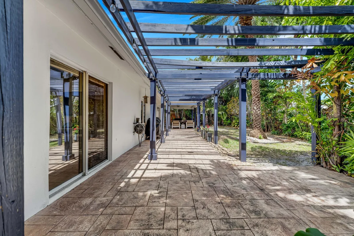 6830 Fort Lauderdale #61