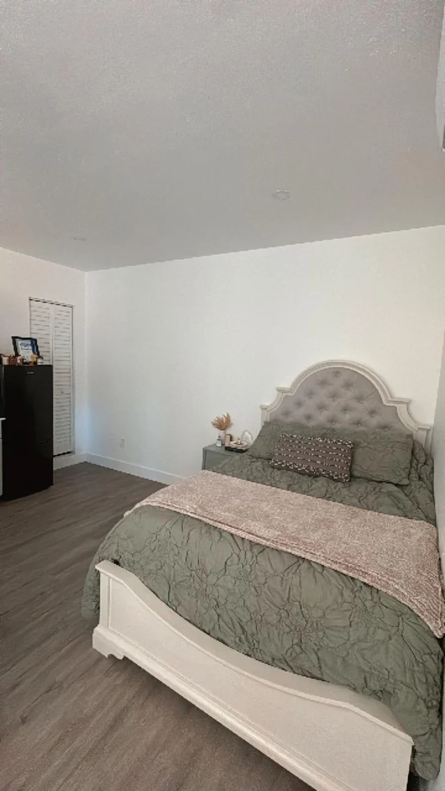 6830 Fort Lauderdale #97
