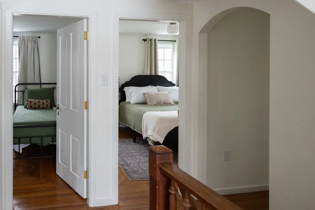 Bedroom 1 image 1