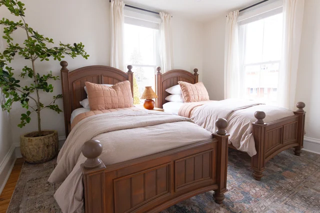 Bedroom 3 image 1
