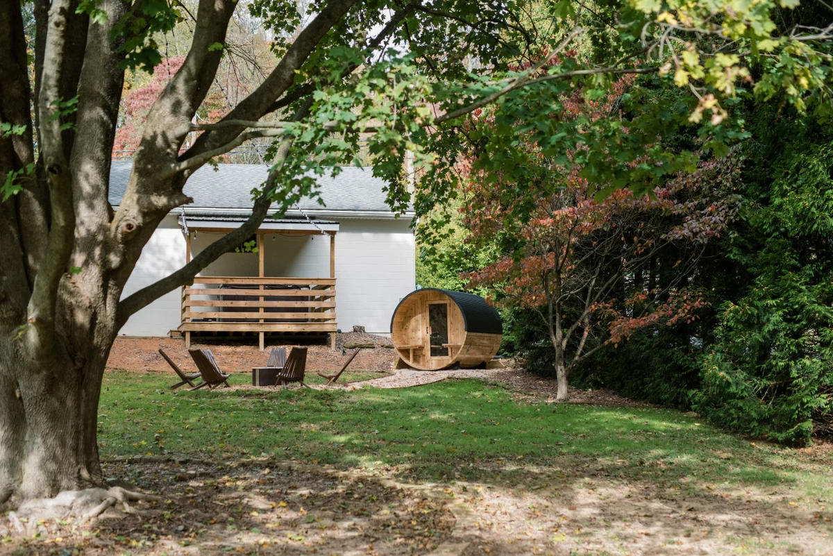 Winter Getaway|Hot tub|OUTDOOR SAUNA|Fireplace|Fire-pit| #26