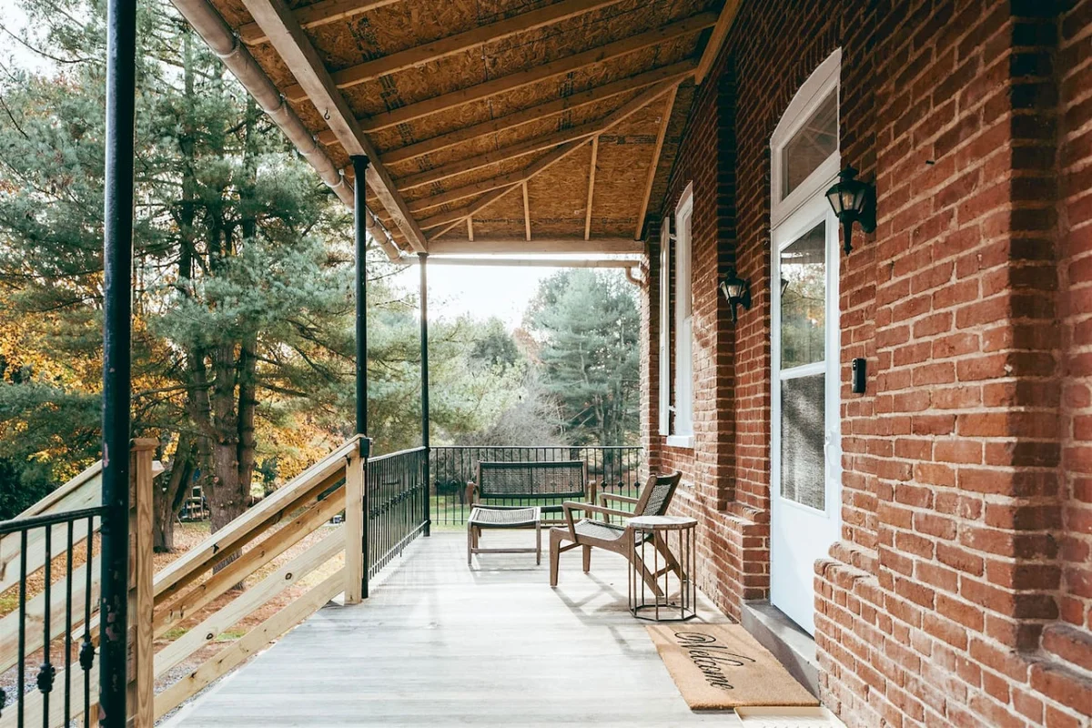 Winter Getaway|Hot tub|OUTDOOR SAUNA|Fireplace|Fire-pit| #10